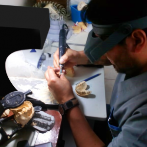 eradental laboratorio técnico dental en Sangolquí